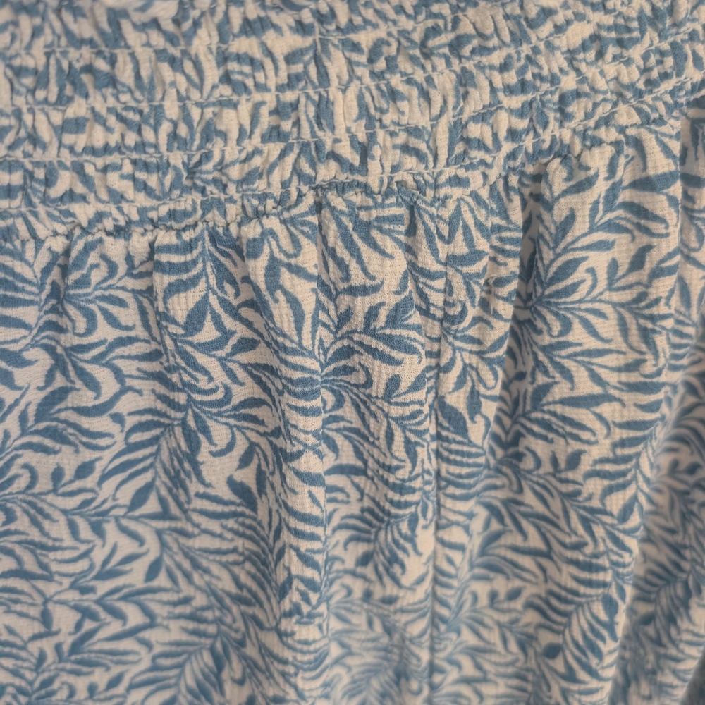 MELLODAY Blue Leaf Print Top - Picture 7 of 8